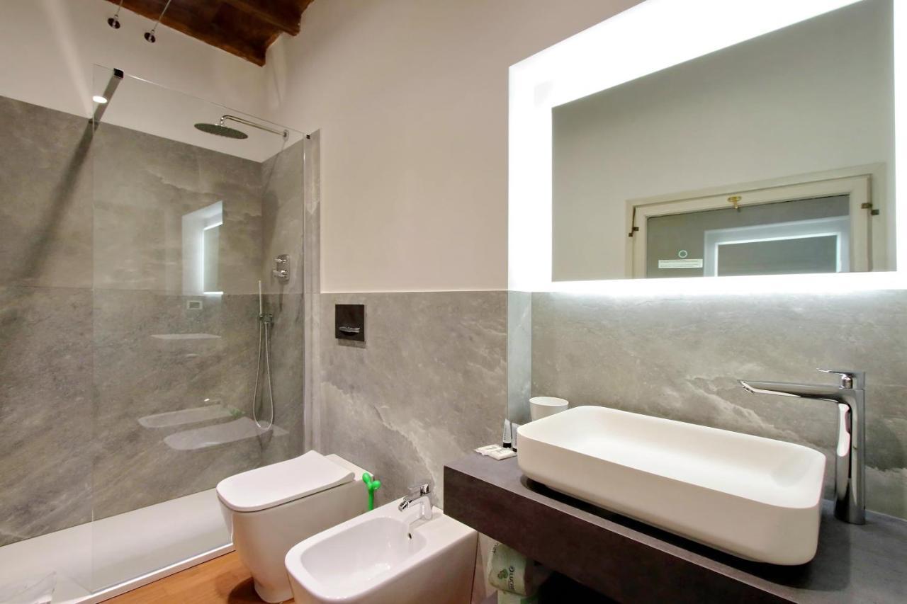 Ych-Farnese Charme Apartment Rome Luaran gambar