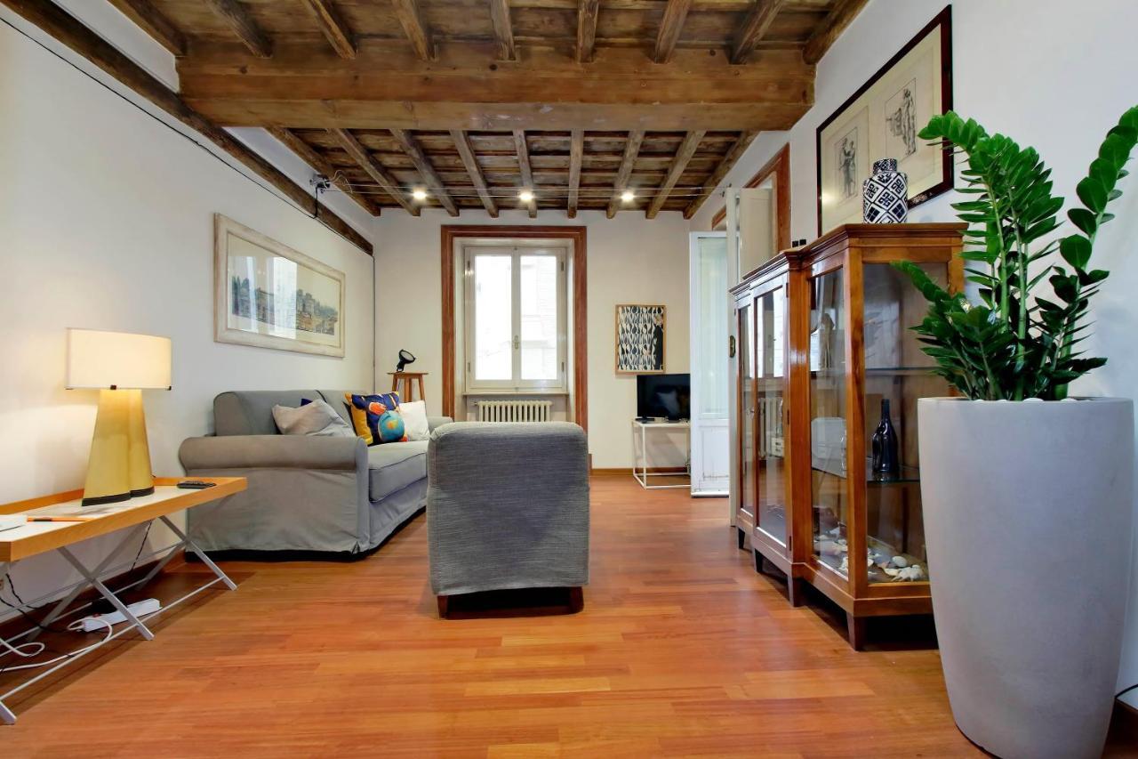 Ych-Farnese Charme Apartment Rome Luaran gambar
